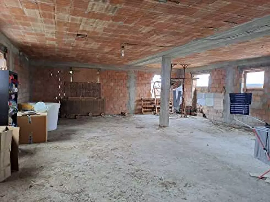 Immagine 13 di Appartamento in vendita  in Via Carlo Levi, 18, 85038 Senise PZ, Italia a Senise