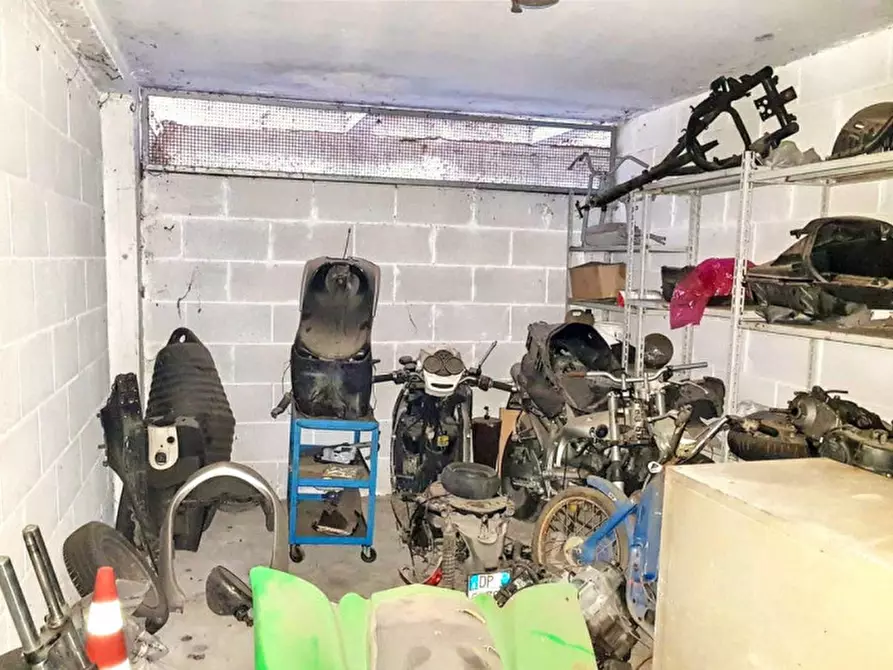 Immagine 3 di Posto auto in vendita  in Via Casilina, 00133 Roma RM, Italia a Roma