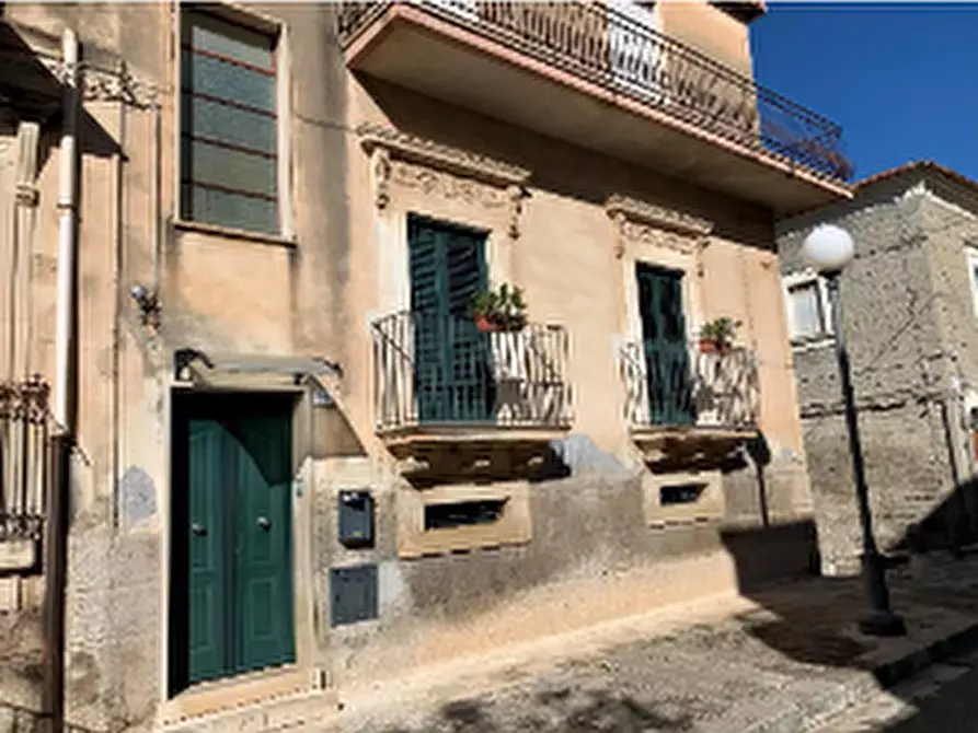 Immagine 7 di Appartamento in vendita  in Via San Leonardo n74 - 97013 Comiso (RG) a Comiso