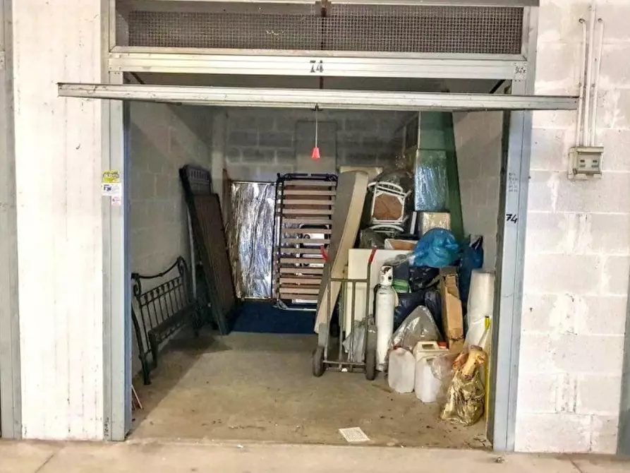 Immagine 1 di Posto auto in vendita  in Via Casilina, 00133 Roma RM, Italia a Roma