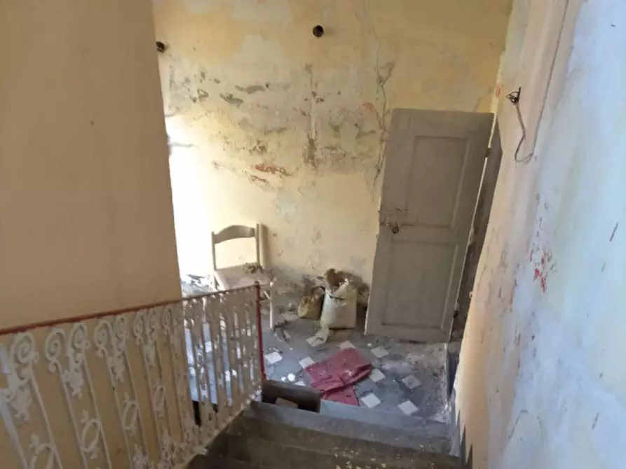 Immagine 5 di Appartamento in vendita  in Frazione Moltedo, via Regina Elena  11 - 18100 Imperia (IM) a Imperia