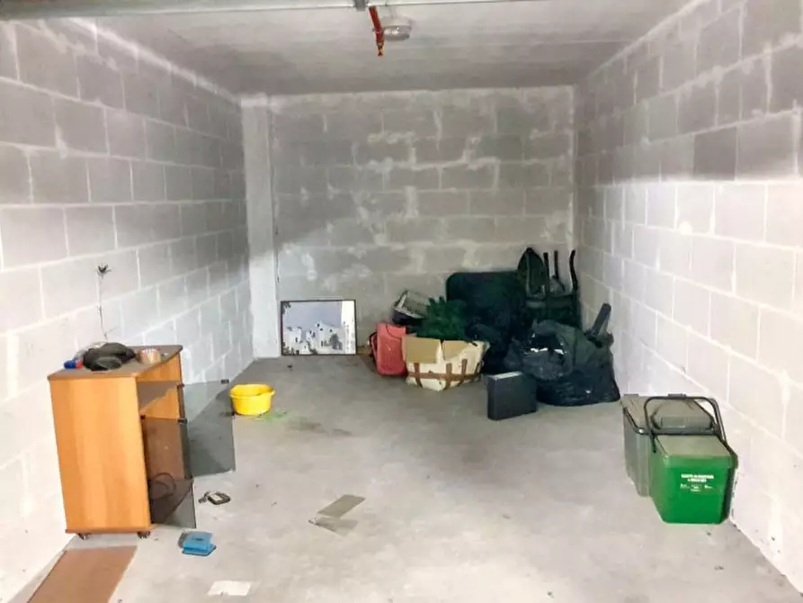 Immagine 3 di Posto auto in vendita  in Via Casilina, 00133 Roma RM, Italia a Roma