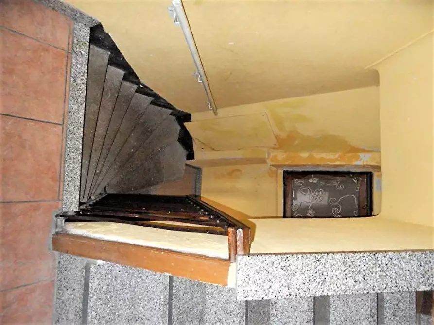 Immagine 2 di Appartamento in vendita  in Via Ventiquattro Maggio  18 - 21030 Cuveglio (VA) a Cuveglio