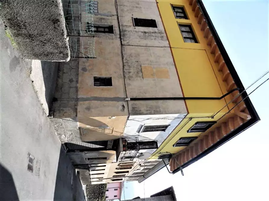 Immagine 14 di Appartamento in vendita  in Via Ventiquattro Maggio  18 - 21030 Cuveglio (VA) a Cuveglio