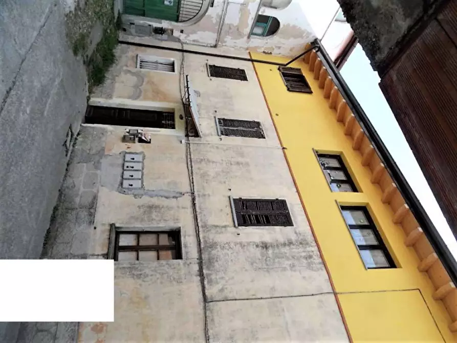 Immagine 16 di Appartamento in vendita  in Via Ventiquattro Maggio  18 - 21030 Cuveglio (VA) a Cuveglio