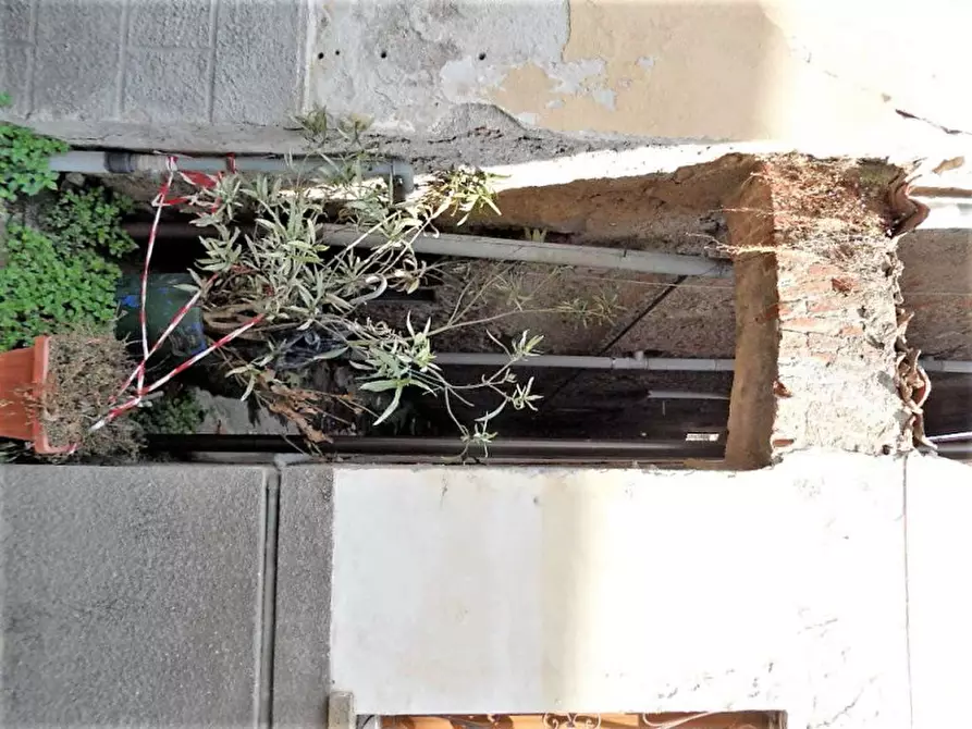 Immagine 18 di Appartamento in vendita  in Via Ventiquattro Maggio  18 - 21030 Cuveglio (VA) a Cuveglio