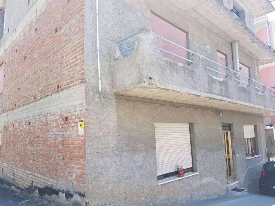 Immagine 3 di Appartamento in vendita  in Via Mazzini 3 - 98054 Furnari (ME) a Furnari