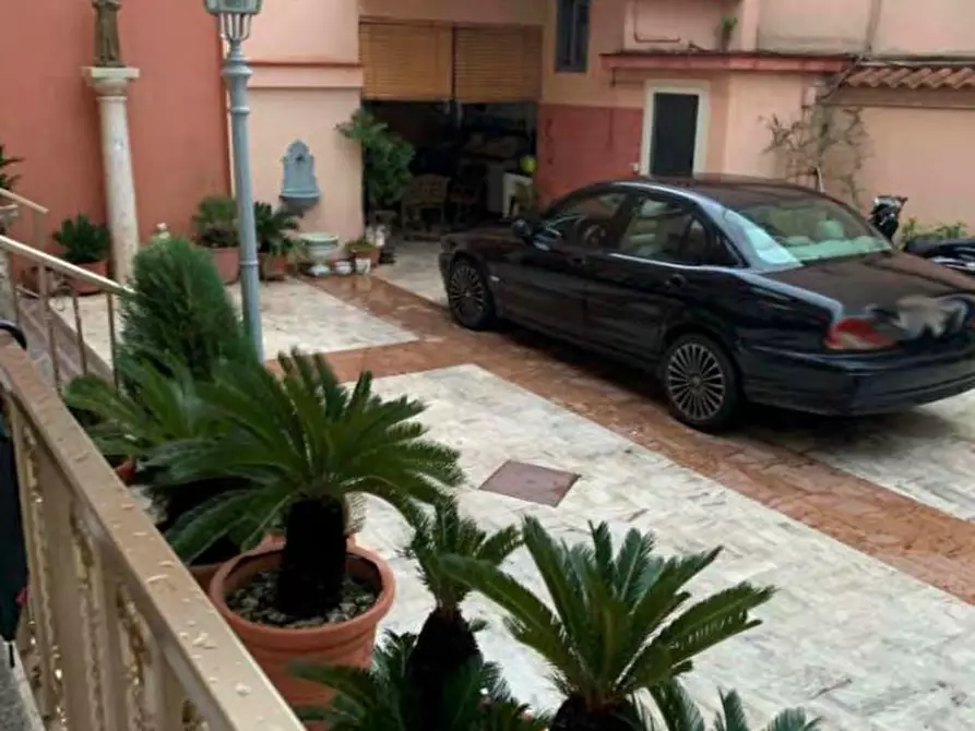 Immagine 15 di Villa in vendita  in Via Gran Sasso n 6 - 80100 San Cipriano d'Aversa (CE) a San Cipriano D'aversa