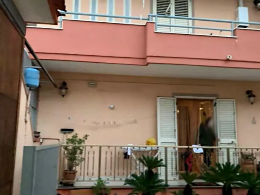 Immagine 17 di Villa in vendita  in Via Gran Sasso n 6 - 80100 San Cipriano d'Aversa (CE) a San Cipriano D'aversa