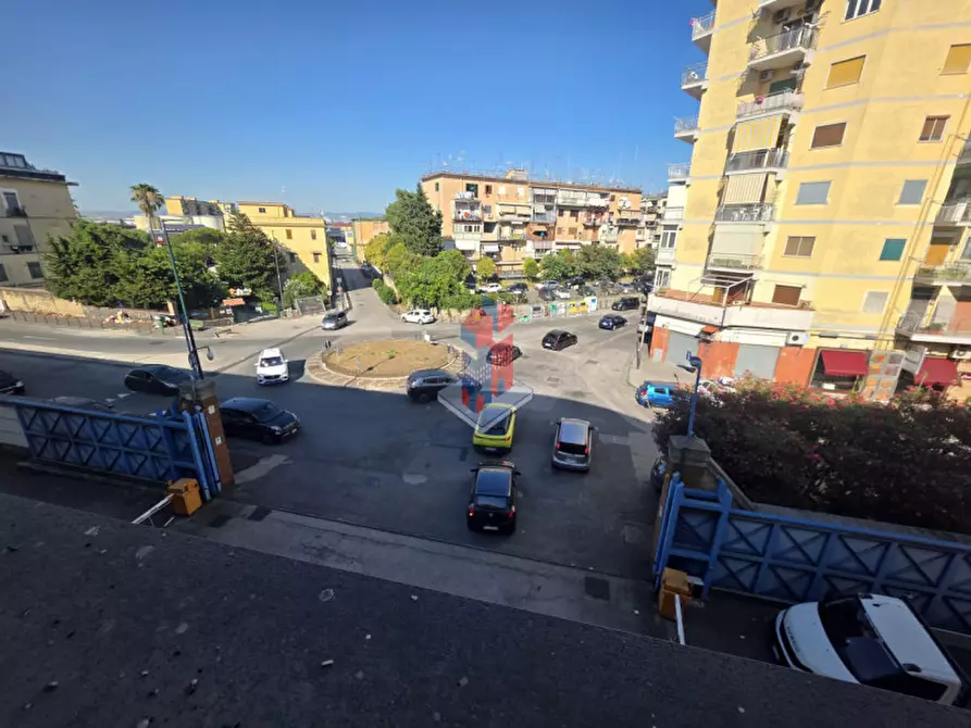 Immagine 1 di Ufficio in affitto  in CENTRO MERCATO 2 - VIA FERRANTE IMPARATO 198 a Napoli