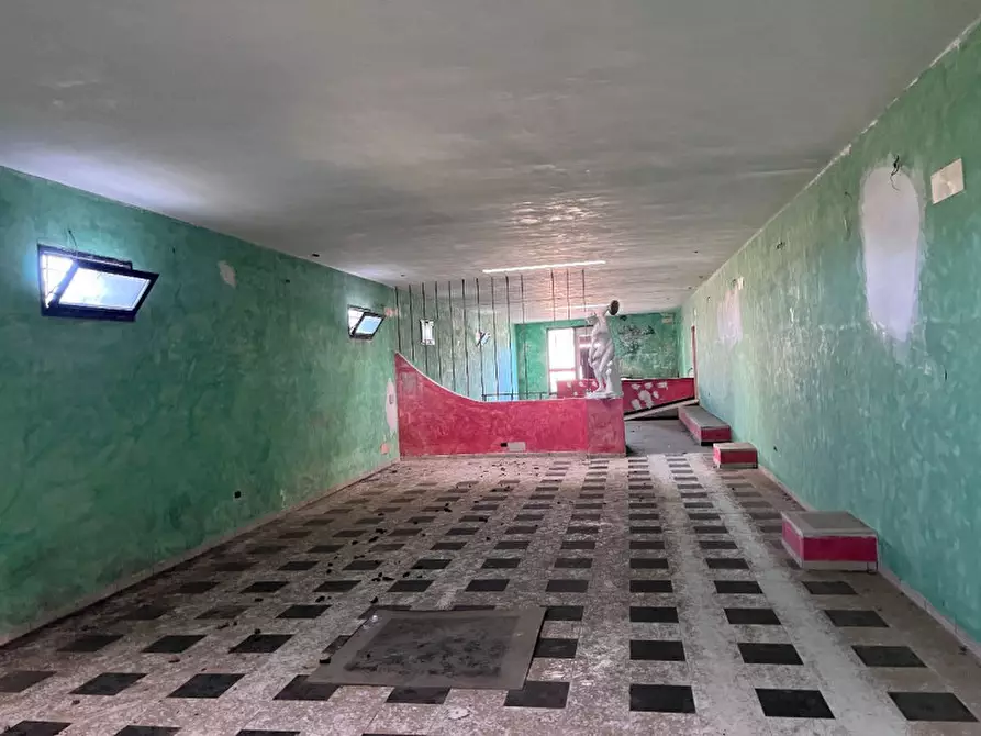 Immagine 1 di Palazzo in vendita  in Via Luisa Di Savoia, 73100 Lecce LE, Italia a Lecce