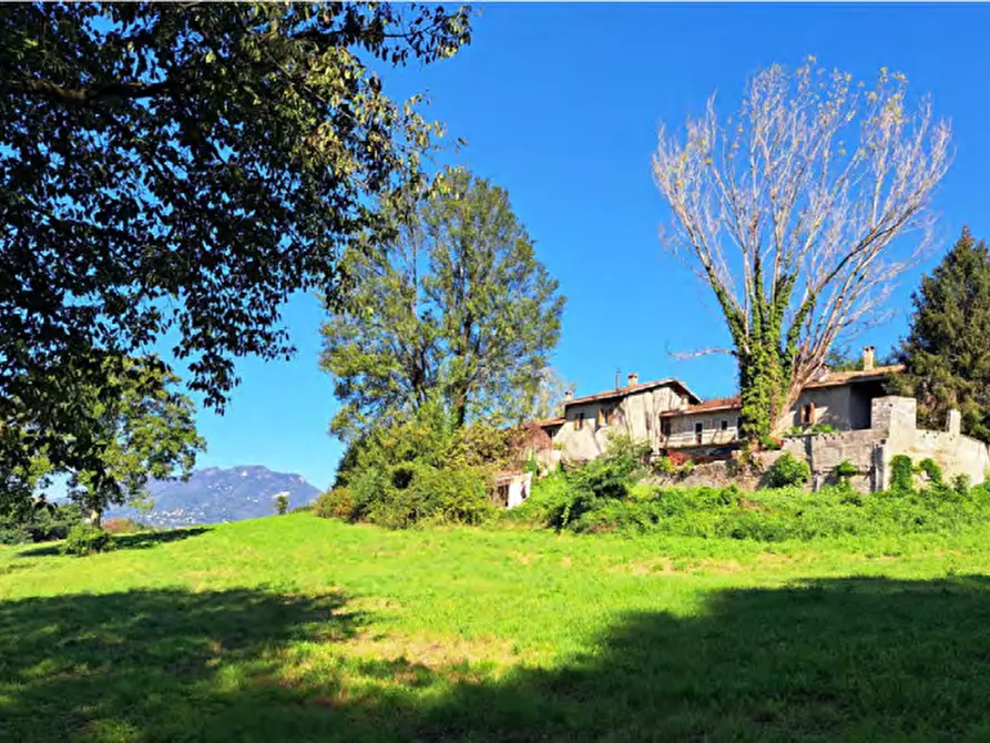 Immagine 5 di Casa indipendente in vendita  in via Trafoi 21-via Vetta d'Italia - 21100 Varese (VA) a Varese