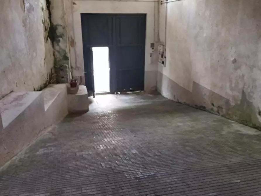 Immagine 1 di Appartamento in vendita  in PIAZZA SAN GIOVANNI N 19 - 81044 Tora e Piccilli (CE) a Tora E Piccilli