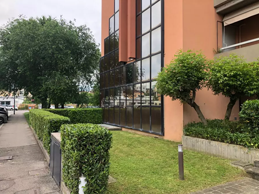 Immagine 3 di Ufficio in vendita  in Via Corfù a Brescia