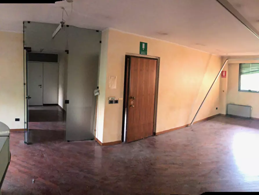Immagine 10 di Ufficio in vendita  in Via Corfù a Brescia