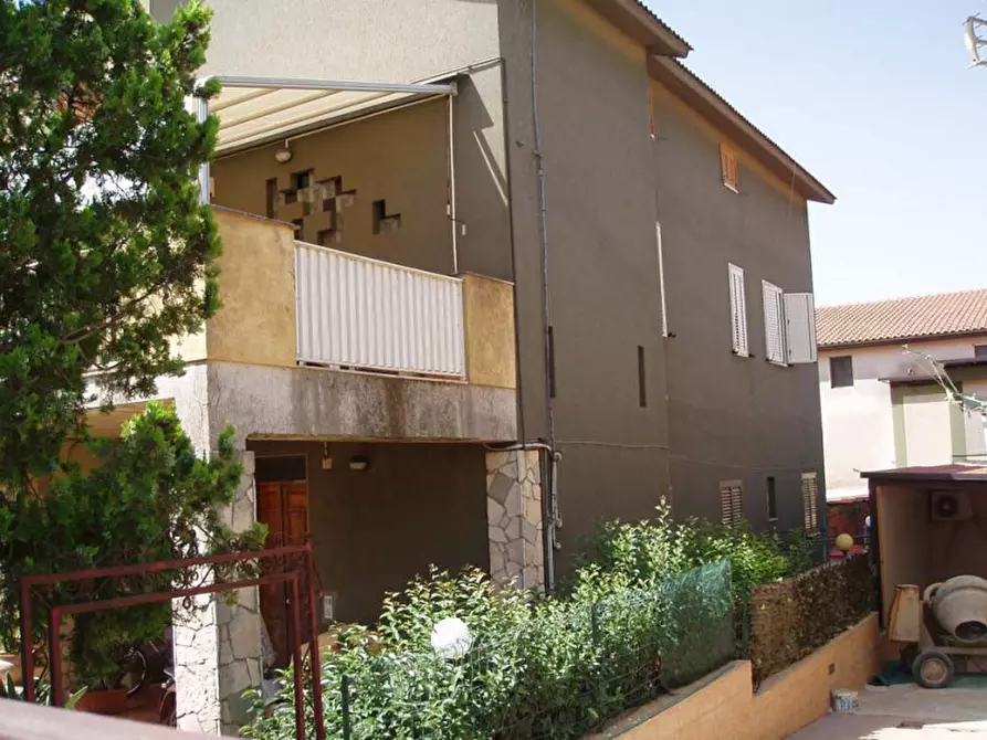 Immagine 14 di Appartamento in vendita  in Via Tito Livio 22 - 95041 Caltagirone (CT) a Caltagirone