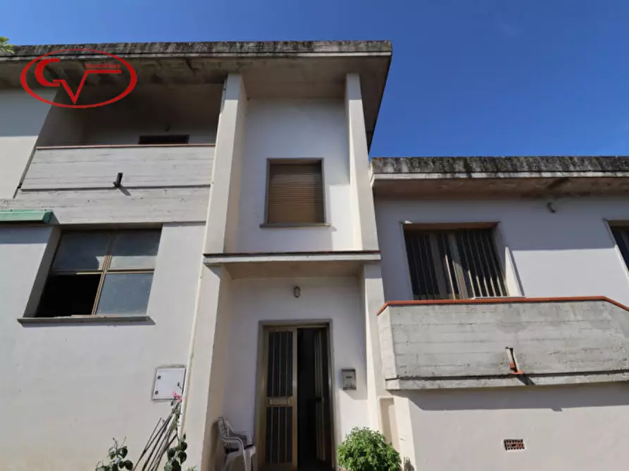 Immagine 1 di Casa indipendente in vendita  in levanella a Montevarchi