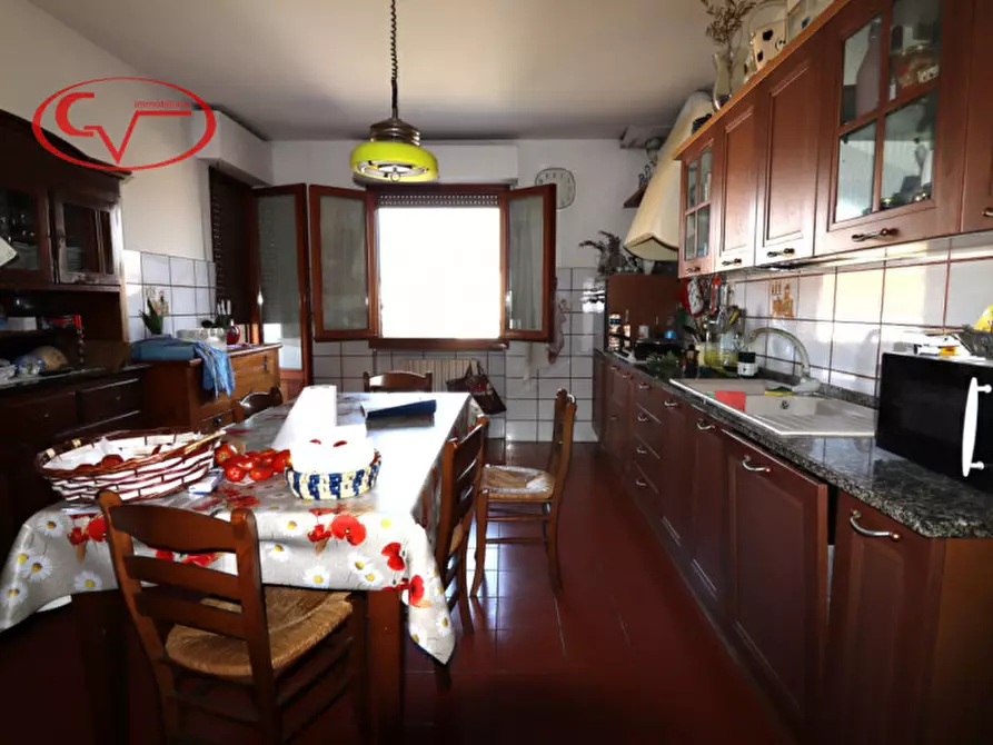 Immagine 11 di Casa indipendente in vendita  in levanella a Montevarchi