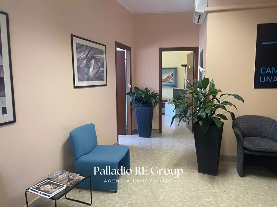 Immagine 3 di Ufficio in vendita  in borgo casale a Vicenza