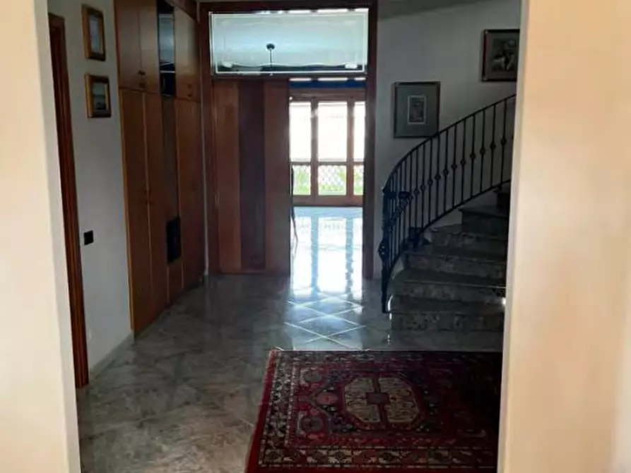 Immagine 4 di Villa in vendita  in Via Platone n 4 - 80100 Villa di Briano (CE) a Villa Di Briano