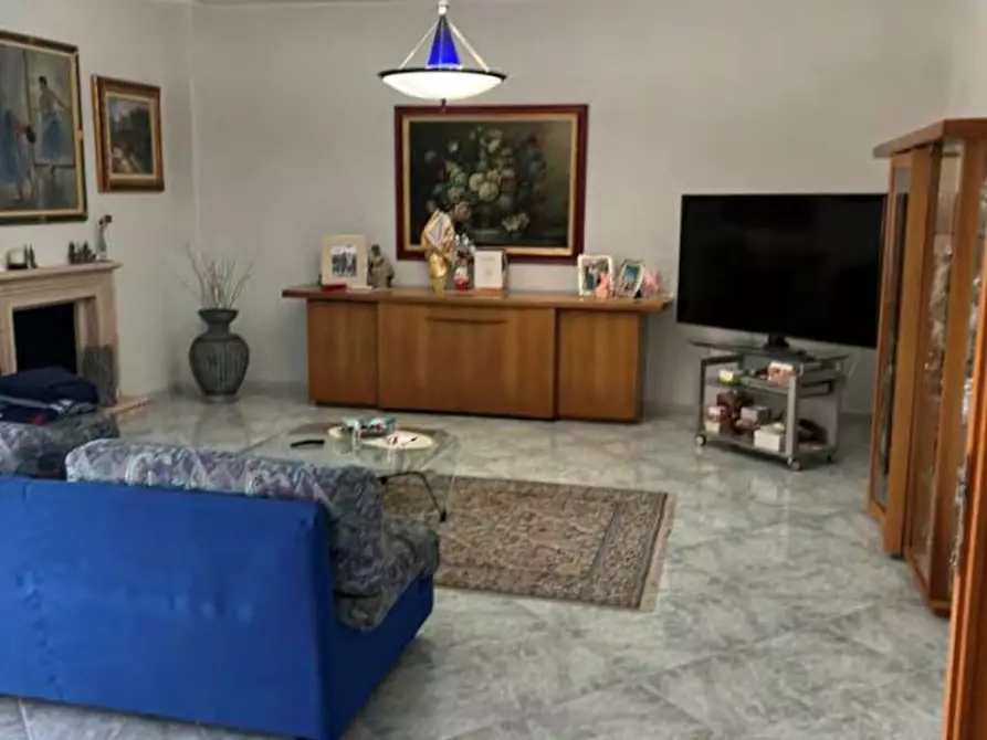 Immagine 13 di Villa in vendita  in Via Platone n 4 - 80100 Villa di Briano (CE) a Villa Di Briano