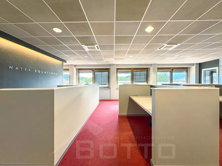 Immagine 5 di Capannone industriale in vendita  in via per novara 30 a Gozzano