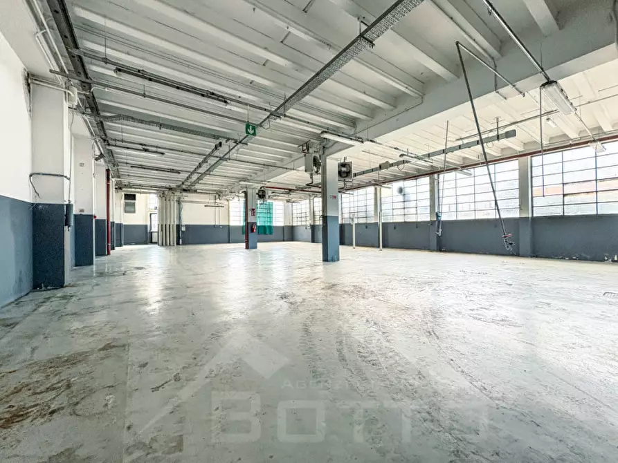 Immagine 22 di Capannone industriale in vendita  in via per novara 30 a Gozzano