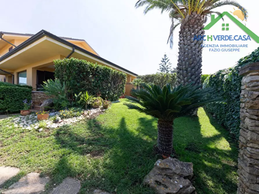 Immagine 4 di Villa in vendita  a Campobello Di Licata