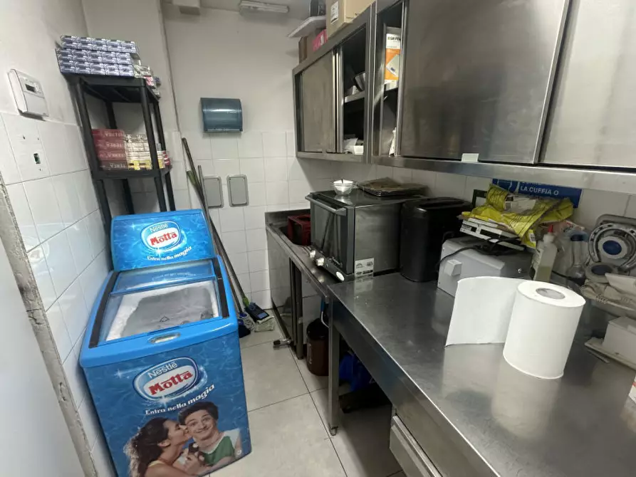 Immagine 19 di Attività commerciale in vendita  in piazza sandro pertini a Savignano Sul Rubicone