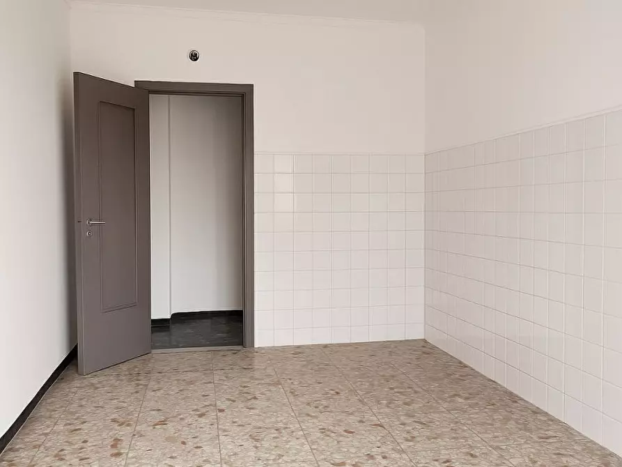 Immagine 2 di Appartamento in vendita  in Via Luigi Rizzo a Rapallo