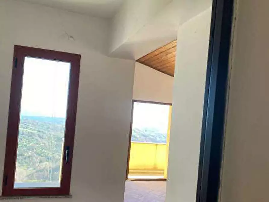 Immagine 6 di Appartamento in vendita  in Corso  SKANDEMBERG  snc - 87010 Lungro (CS) a Lungro