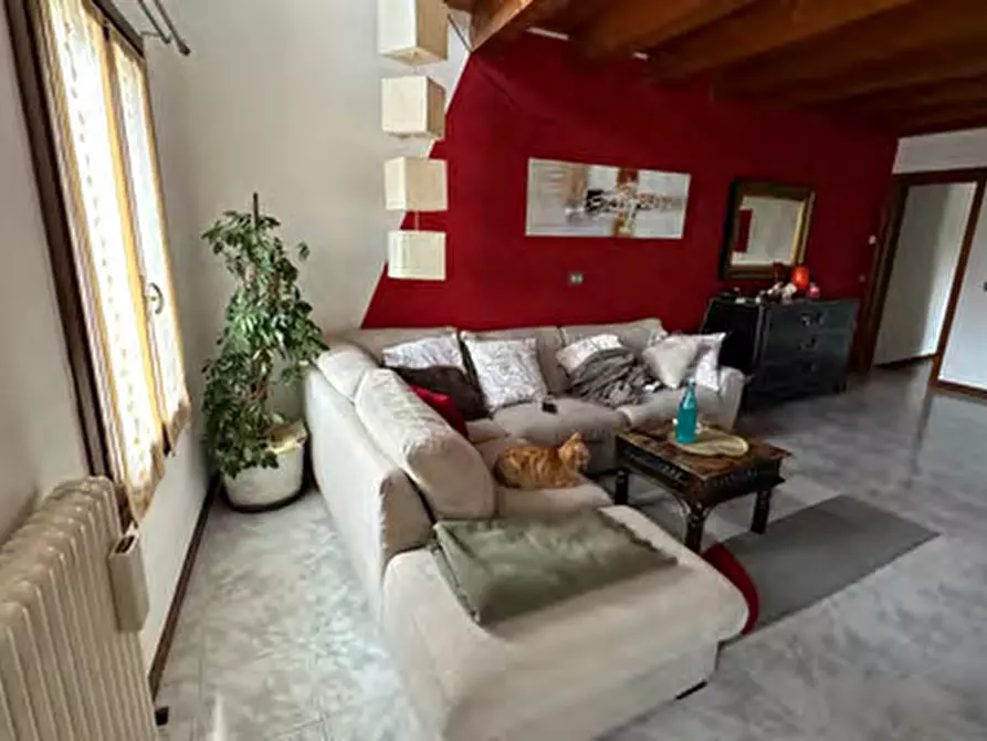 Immagine 10 di Appartamento in vendita  in Via Vittorio Veneto 1/b - 36035 Marano Vicentino (VI) a Marano Vicentino