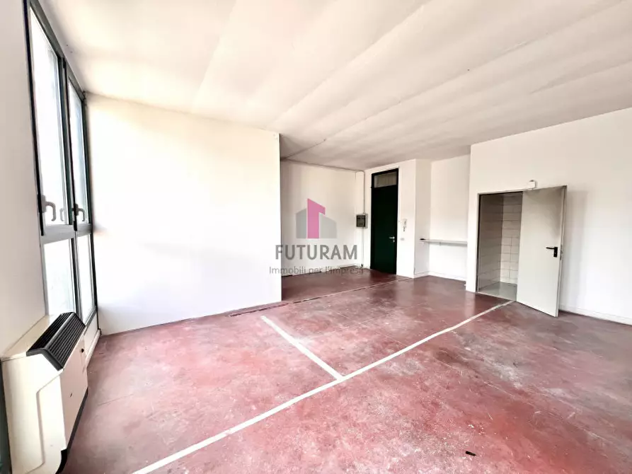 Immagine 8 di Capannone industriale in affitto  in Viale Sant'Agostino 2 a Vicenza