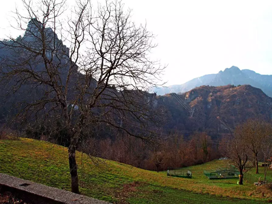 Immagine 9 di Palazzo in vendita  in Via Colle, 22, Frazione Santa Croce  - San Pellegrino Terme (BG) a Zogno