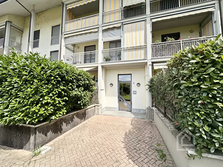 Immagine 2 di Appartamento in vendita  in Via Alfonsina Strada 3 a Torino