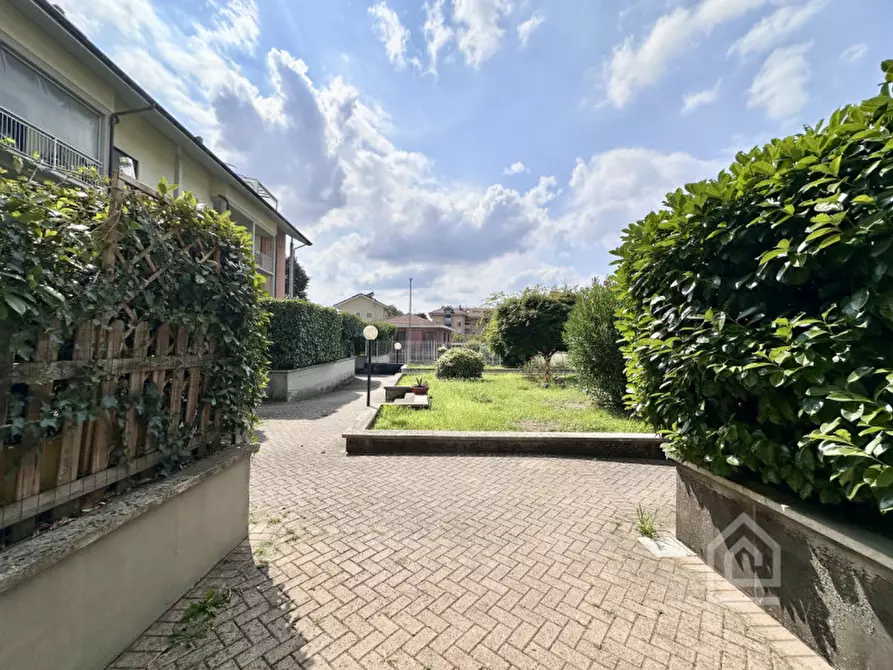 Immagine 30 di Appartamento in vendita  in Via Alfonsina Strada 3 a Torino