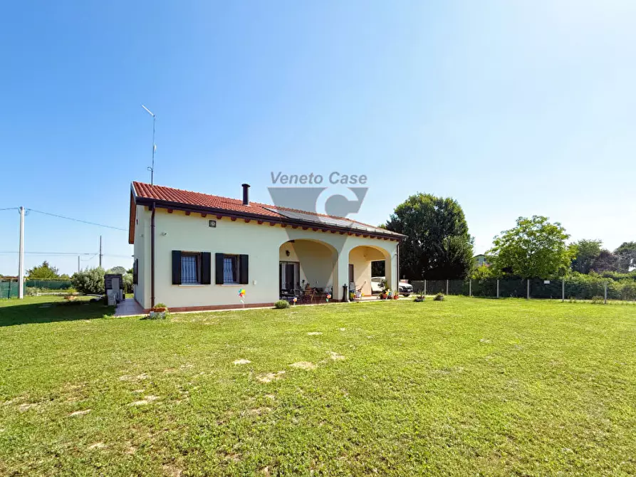 Immagine 28 di Villa in vendita  a Pianiga