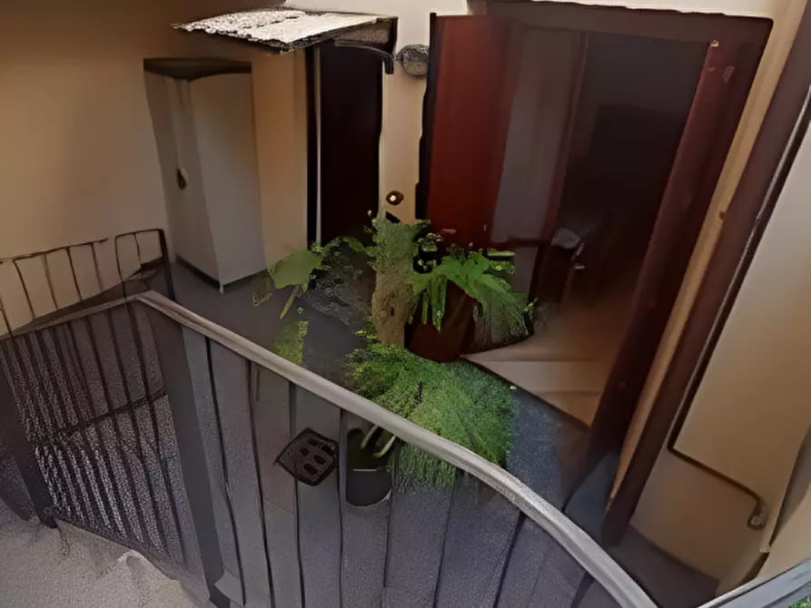 Immagine 16 di Appartamento in vendita  in Via S. Carlo, 45 a Verano Brianza