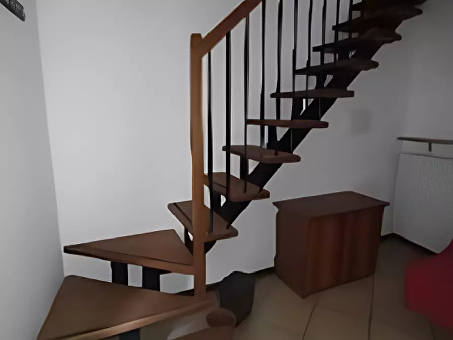 Immagine 17 di Appartamento in vendita  in Via S. Carlo, 45 a Verano Brianza