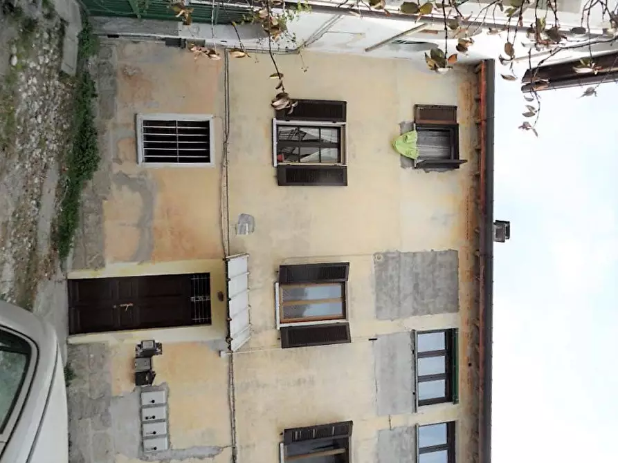 Immagine 6 di Appartamento in vendita  in Via Ventiquattro Maggio  18 - 21030 Cuveglio (VA) a Cuveglio