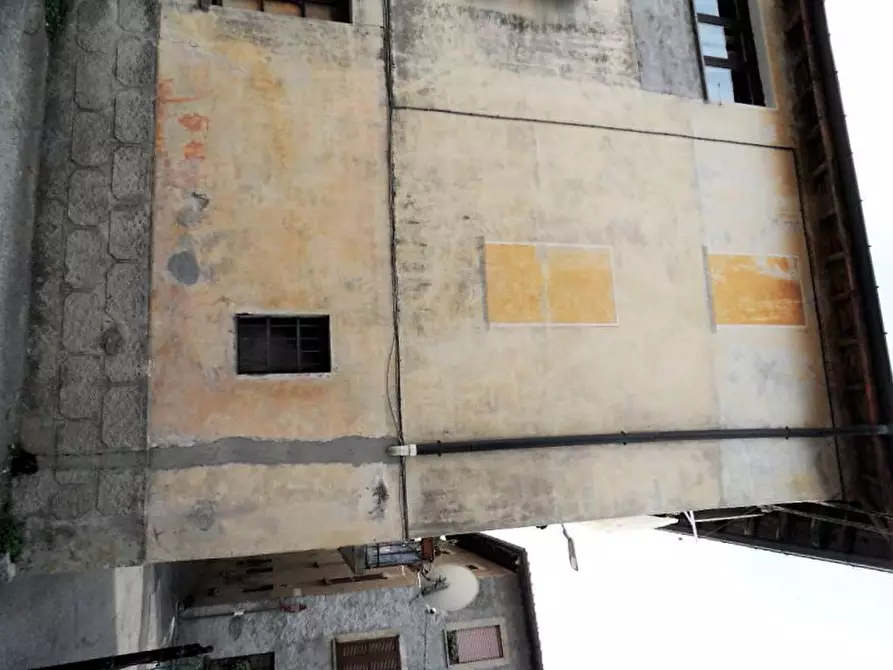 Immagine 8 di Appartamento in vendita  in Via Ventiquattro Maggio  18 - 21030 Cuveglio (VA) a Cuveglio