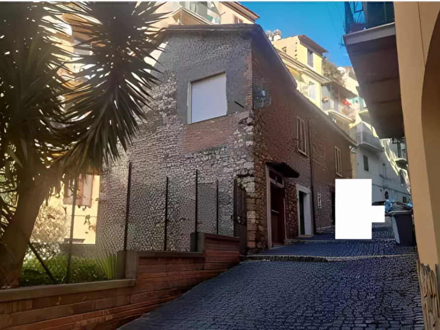 Immagine 10 di Appartamento in vendita  in Via Sant'Agostino 24 a Castel Madama