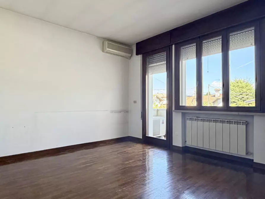 Immagine 12 di Casa bifamiliare in vendita  in Via Verdi a Castelfranco Veneto