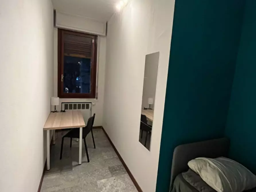 Immagine 3 di Camera in affitto  in Via San Giacomo a Bologna