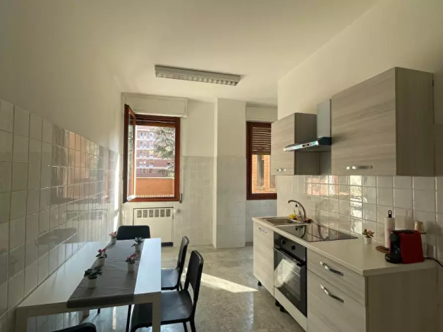 Immagine 6 di Camera in affitto  in Via San Giacomo a Bologna