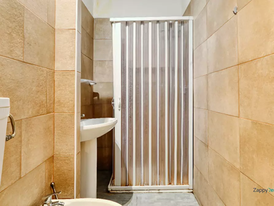 Immagine 16 di Camera in affitto  in Via San Giacomo a Bologna