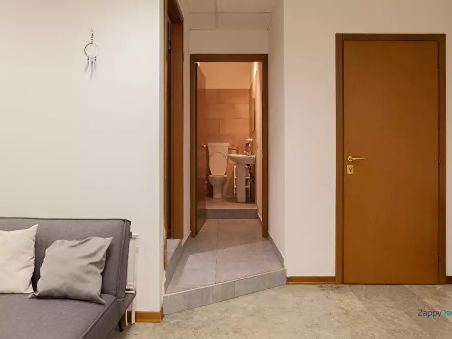 Immagine 9 di Camera in affitto  in Via San Giacomo a Bologna