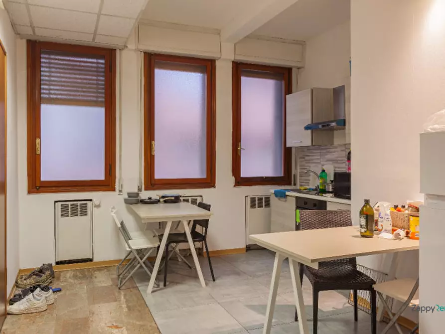 Immagine 29 di Camera in affitto  in Via San Giacomo a Bologna