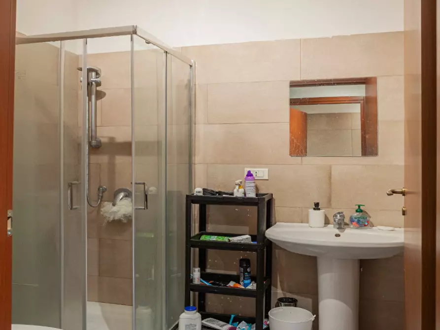 Immagine 11 di Camera in affitto  in Via San Giacomo a Bologna