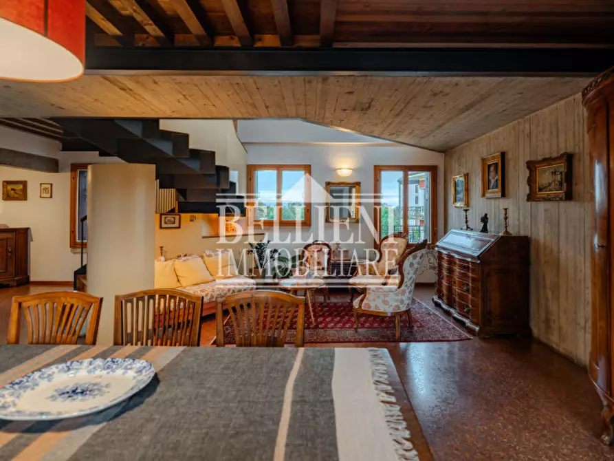 Immagine 8 di Attico in vendita  in Contra' Mure Pallamaio a Vicenza